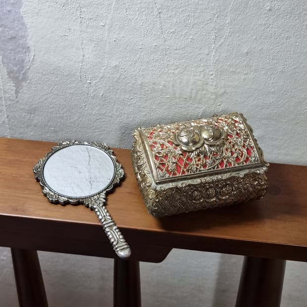 Vintage Jewelry Box