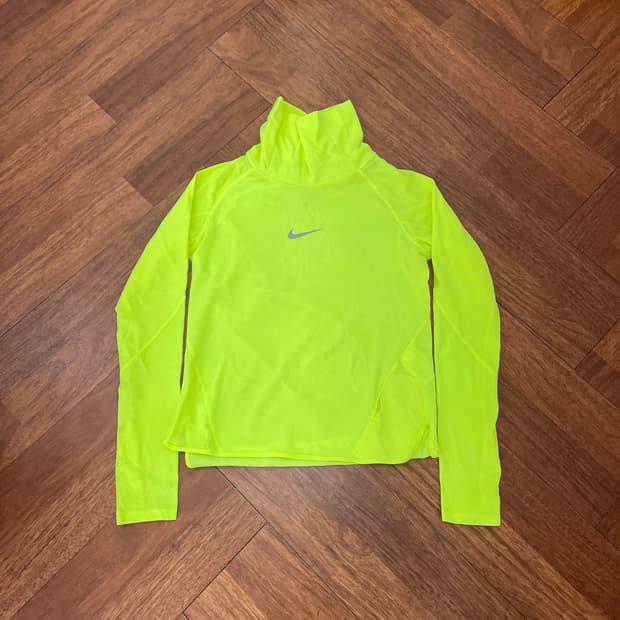 여성 나이키 러닝 에어로리액트 긴팔티