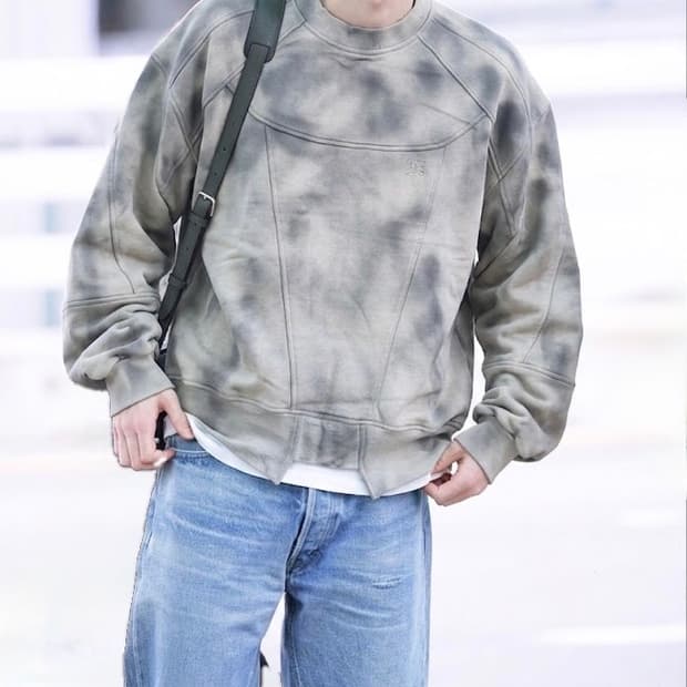 23 f/W 포스센스티브 더티 워싱 파워숄더 맨투맨