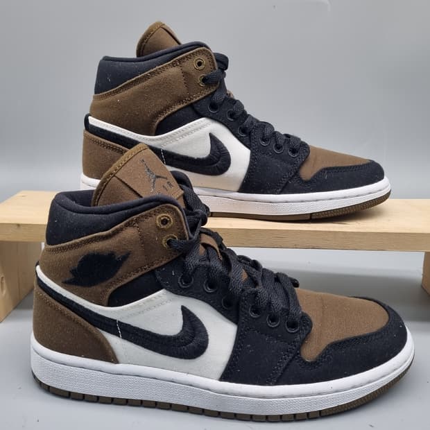 나이키 에어조던1 미드se  240