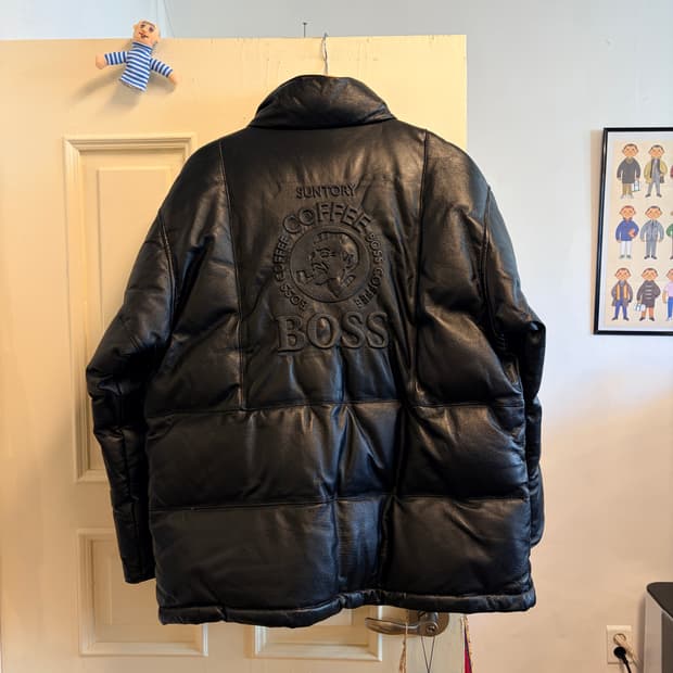 산토리 보스 가죽다운패딩 10주년