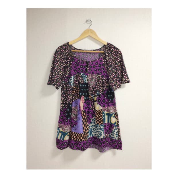 츠모리 치사토 퍼플 믹스패치 탑