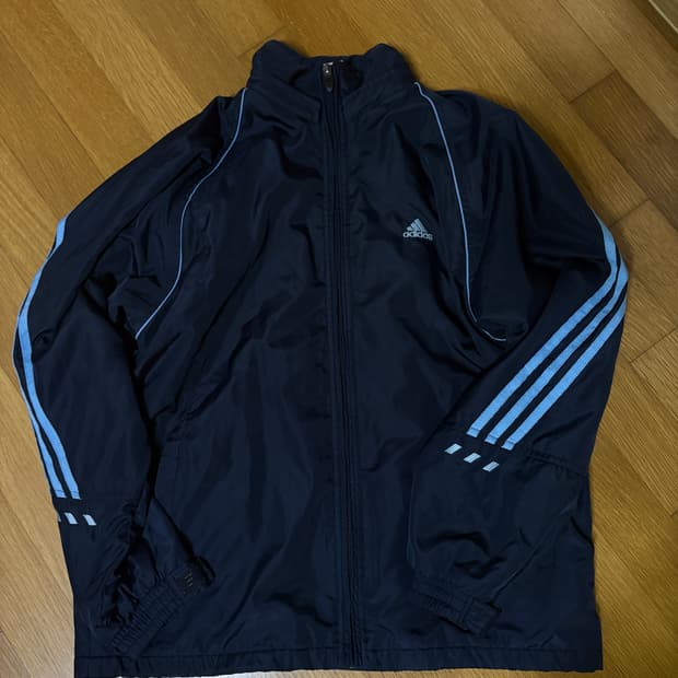 아디다스 빈티지 플리스