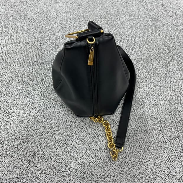 루에브르 삭드트롬펫 스몰백