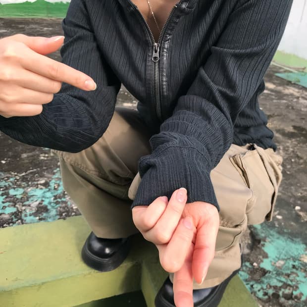 가죽 지퍼 라인 후드집업