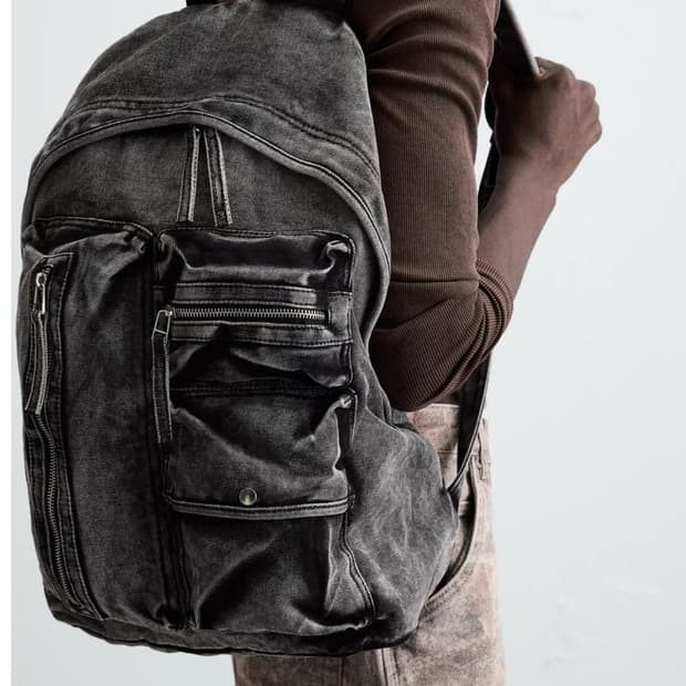 자라(ZARA) 테크니컬 워싱 데님 백팩 