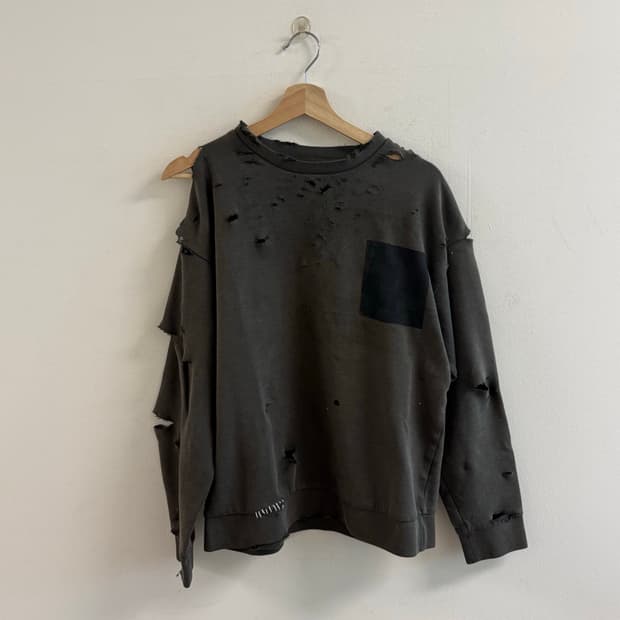 Vintage distressed sweat shirts