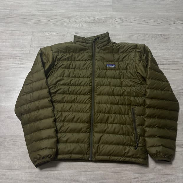 [m/하자] 파타고니아 경량패딩