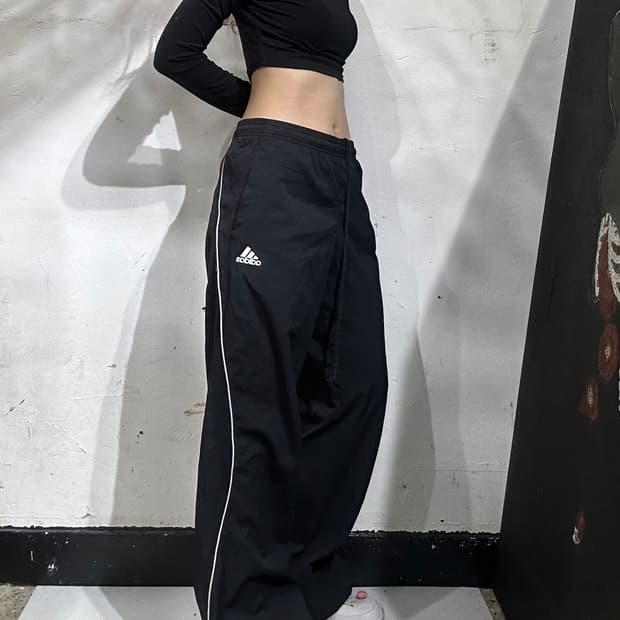 아디다스 와이드 블랙 화이트 사이드 라인 팬츠 M