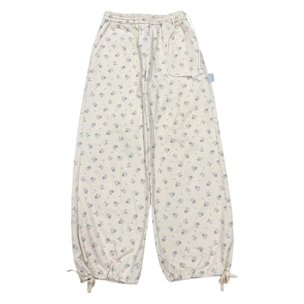 오헤시오 플로럴 카펜터 팬츠 크림