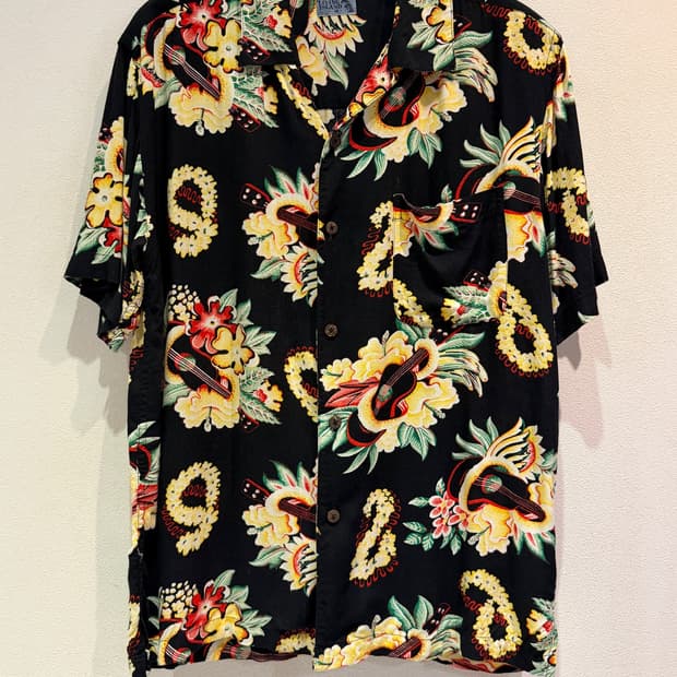 LIVING ISLAND Aloha Shirt