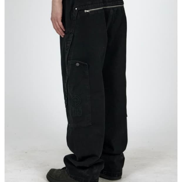 플라스틱 프로덕트 바지 H-ZIP POCKET PANTS