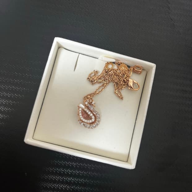 스와로브스키 목걸이