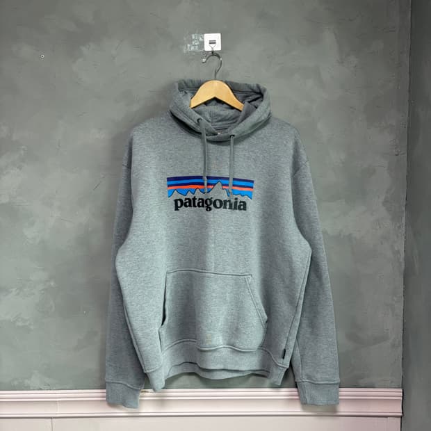 파타고니아 빅로고 후드 그레이