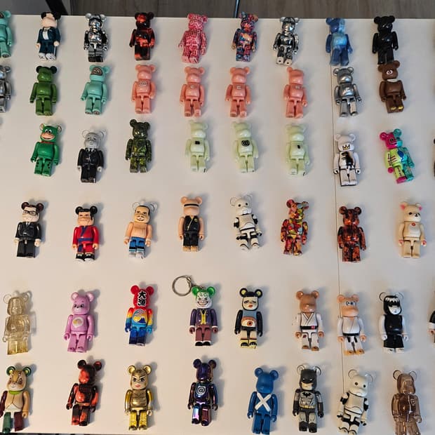 베어브릭 100% 피규어컬렉션 일괄판매(약70개)