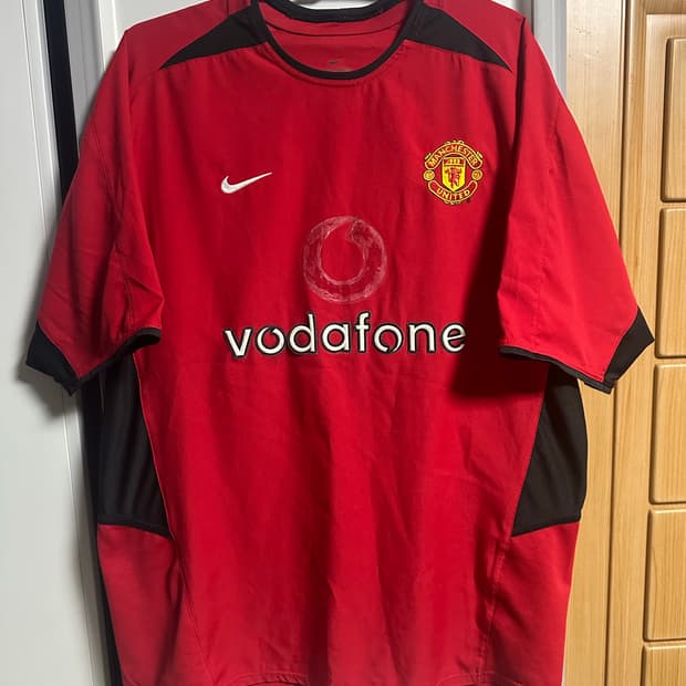 02/04 Nike Manchester United home jerse