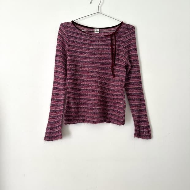 Boucle neck ribbon knit / purple