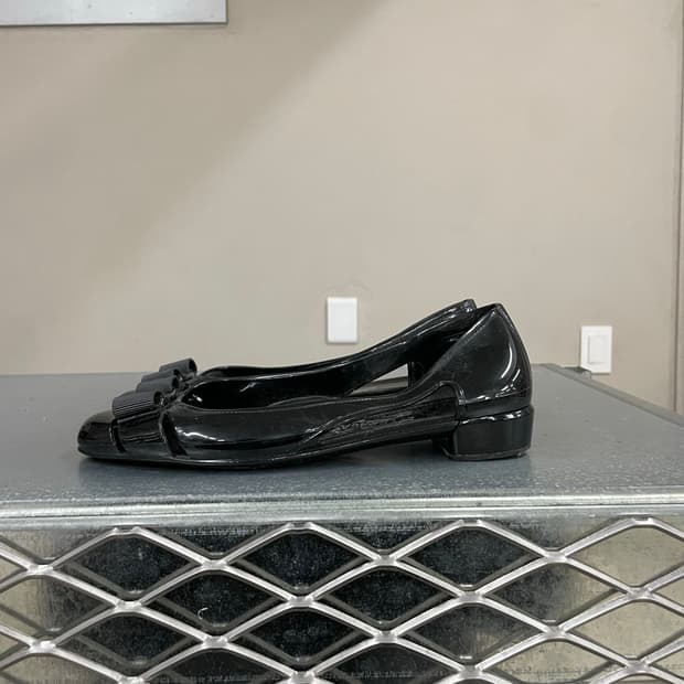 페라가모 바라 보우 젤리 플랫슈즈 UK6 (gr-3997)