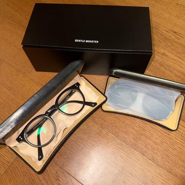 젠틀몬스터 Milan 밀란 구형 v컷 로고 +선글라스 렌즈 풀박