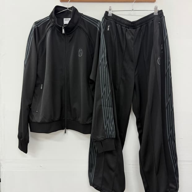 노매뉴얼 트랙탑 셋업 블랙 새상품