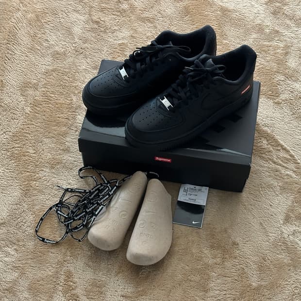 나이키 슈프림 에어포스255 새상품
