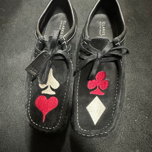 스투시 클락스 왈라비 270