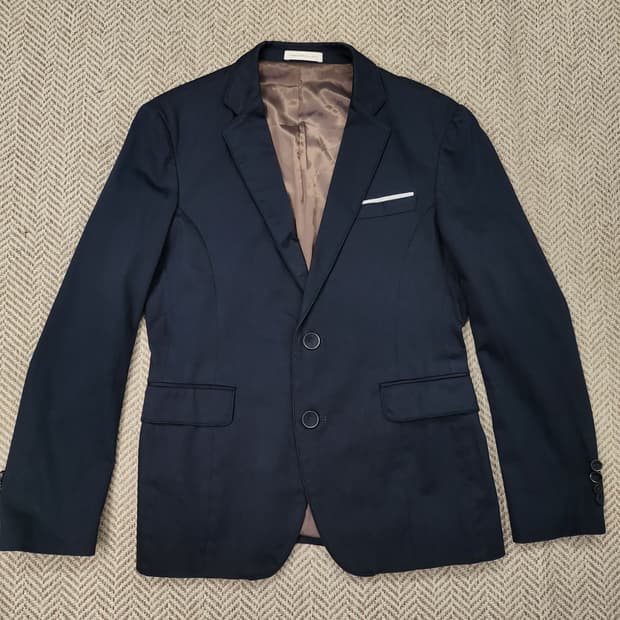 코모도  블레이져