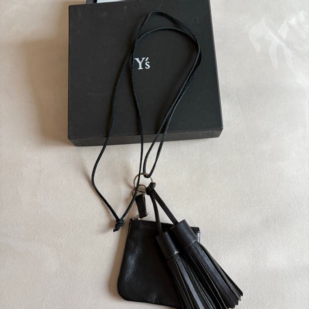 Y's cowhide card case necklace