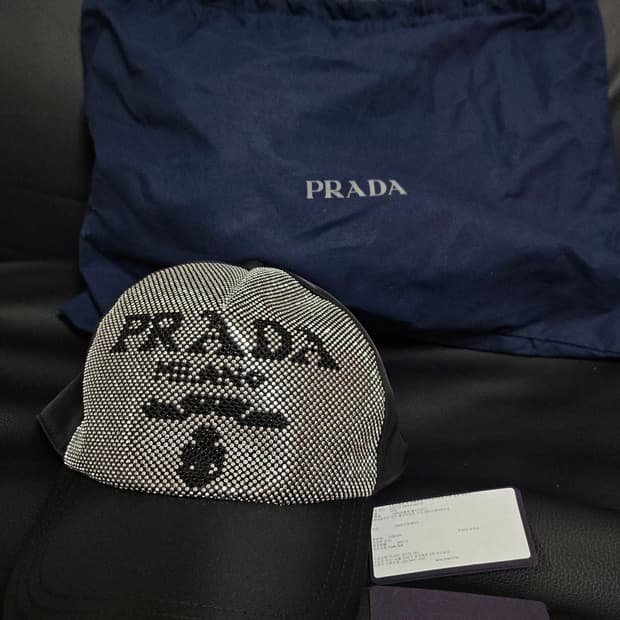 프라다 스터드 리나일론 볼캡 (L) 정품