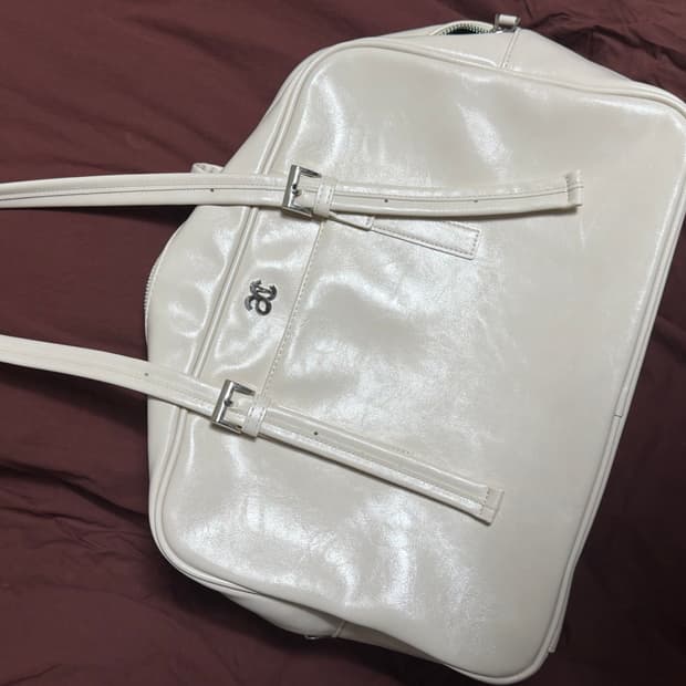 [아노에틱] 스퀘어 멀티 숄더백 크림색