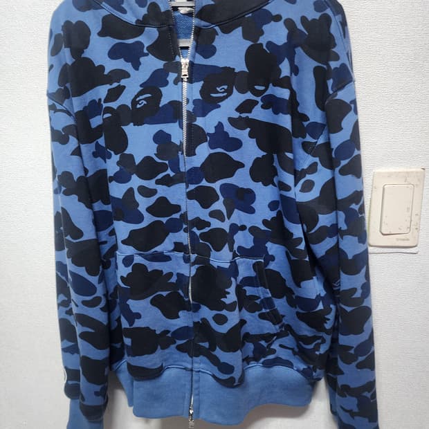 베이프 블루샤크후드집업