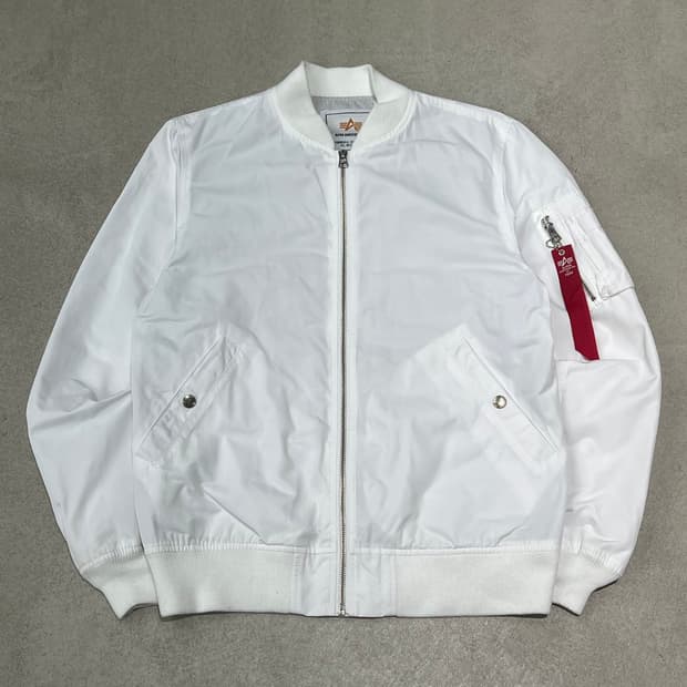 알파인더스트리 화이트 ma-1 점퍼 s10738