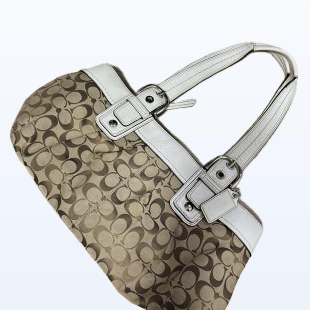 코치 숄더백 🤍