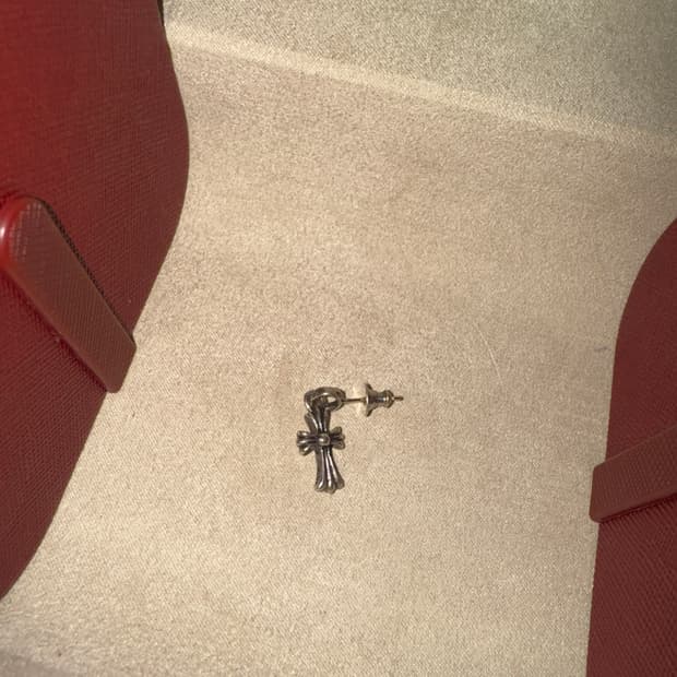 Chrome Hearts 크롬하츠 베이비펫 드롭 이어링 