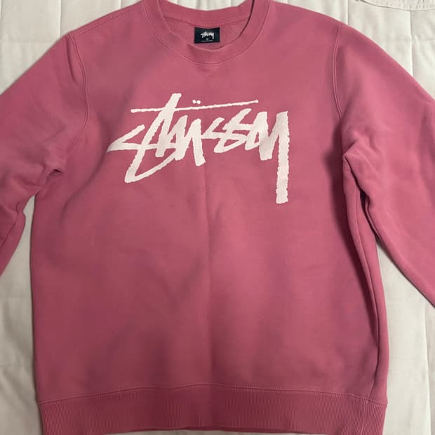 스투시 핑크 맨투맨 M