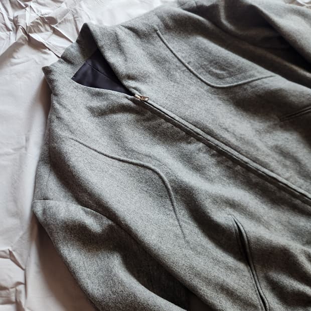 쿠어 울 숄카라 바시티 자켓