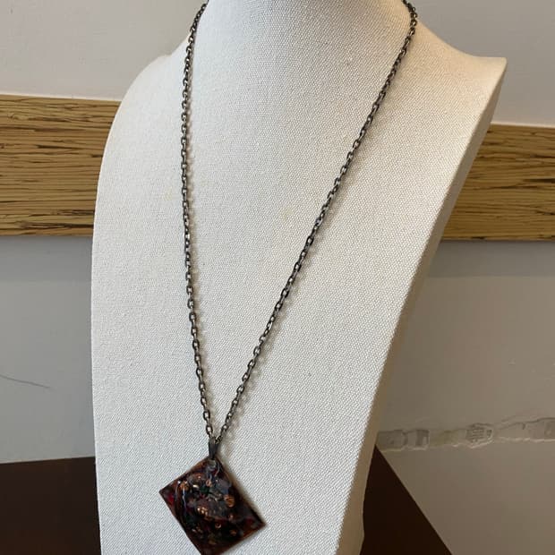 빈티지 브론즈 사각 목걸이