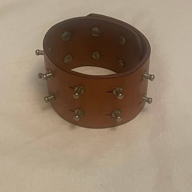 Maison Martin Margiela 스터드 레더 팔찌