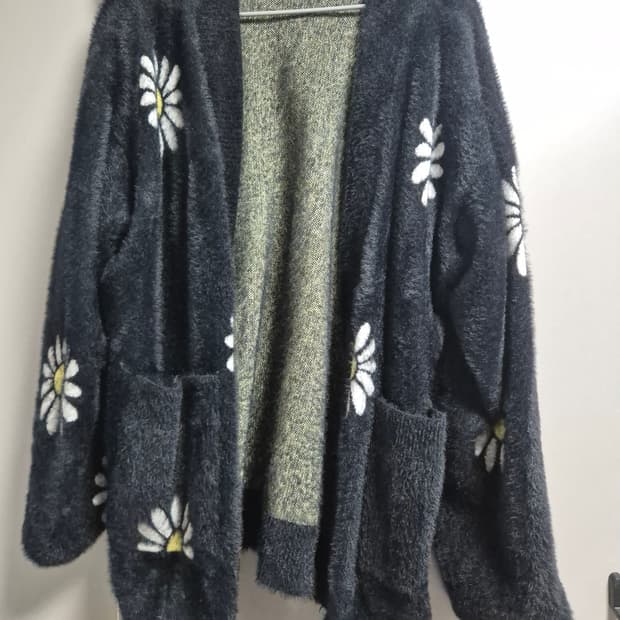 316 standard 데이지 패턴 오버핏 가디건 판매합니다