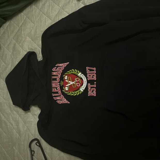  발렌시아가 후드티