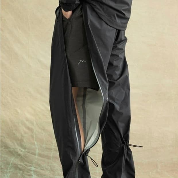 케일 2.5L 방수 팬츠 팝니다.