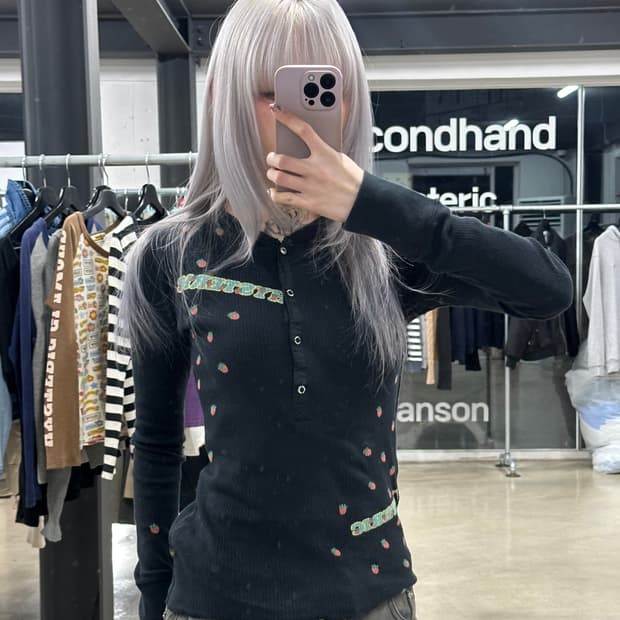 히스테릭 글래머 긴팔 딸기 슬리브