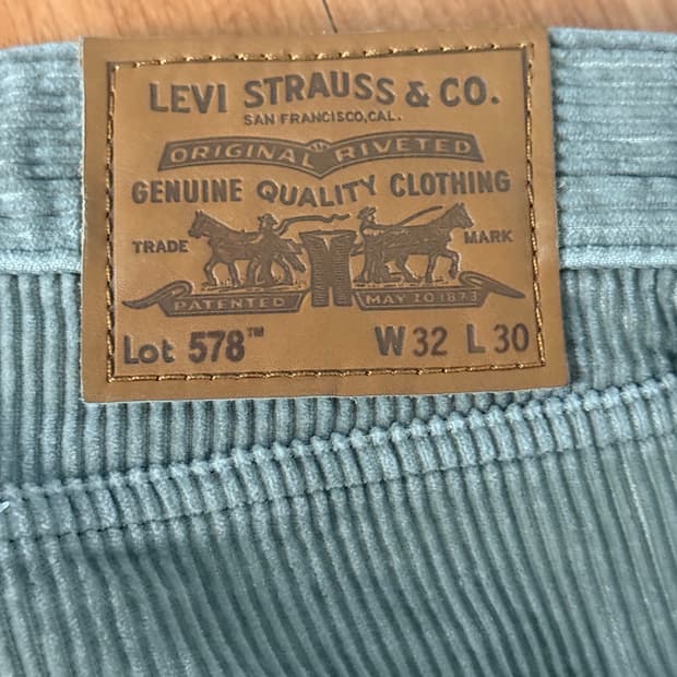 리바이스 578 32/30 배기핏 베이지 코듀로이