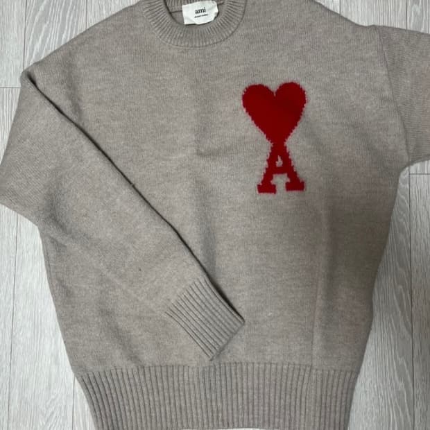 아미 빅하트 니트 베이지