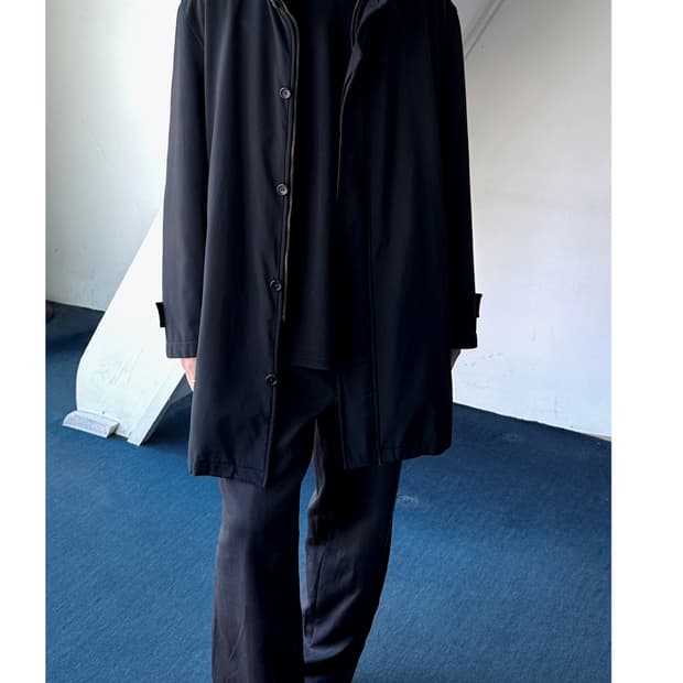 High gauge fabric treveler coat