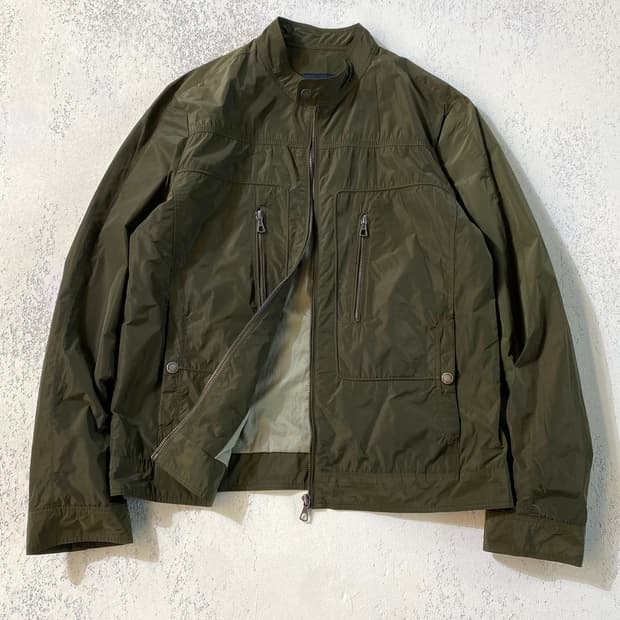 [105] INTERMEZZO 인터메조 카키 폴리쉘 집업 자켓