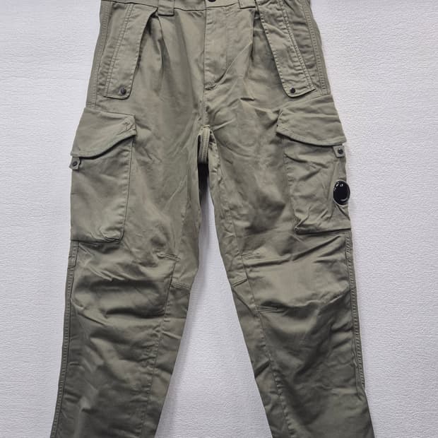 C.P. 컴퍼니 카고 바지 올리브 / 31~32(정품)