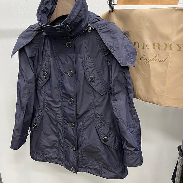 여) 버버리 폭스퍼 야상 사파리