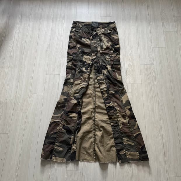 Moussy 락시크 y2k 펑크 갸루 지퍼디테일 트임 카모 맥시 롱스커트