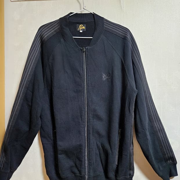 니들스 스튜디오스 트랙 져지 자켓